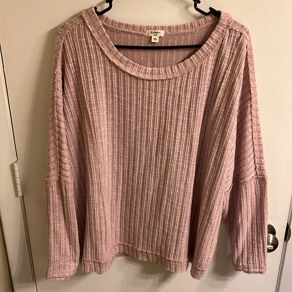 Women’s long sleeve top